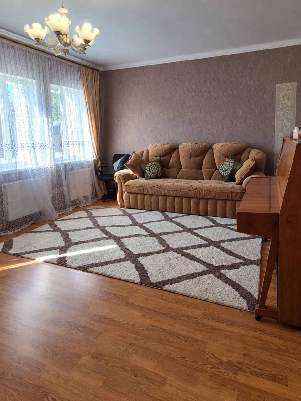 Продаж будинку в місті Ромнах.