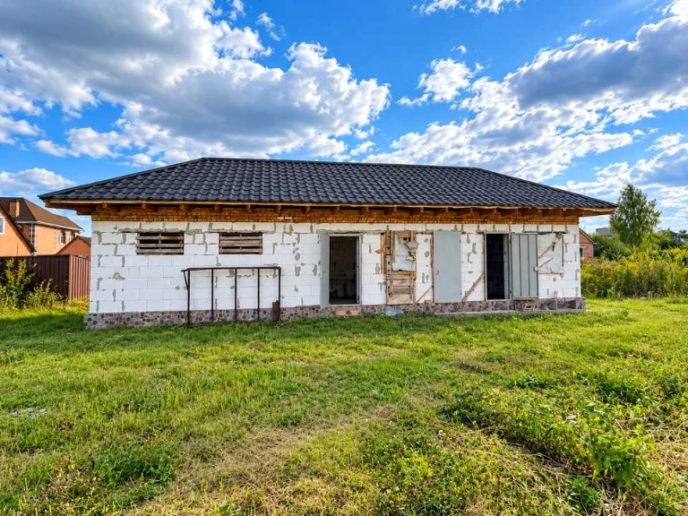 Будинок. Ромни, Гаркуші