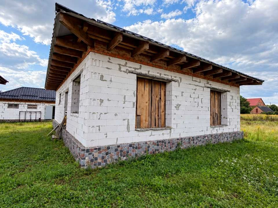 Будинок. Ромни, Гаркуші