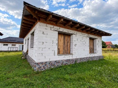 Будинок. Ромни, Гаркуші