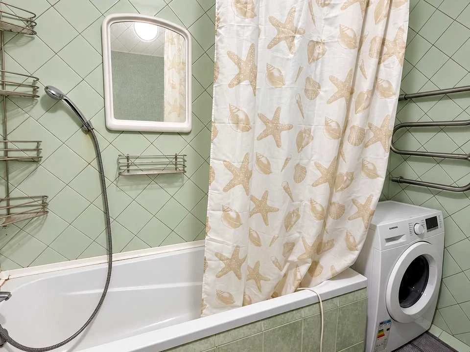 Будинок. Ромни