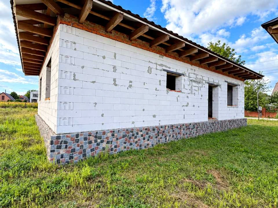 Будинок. Ромни, Гаркуші