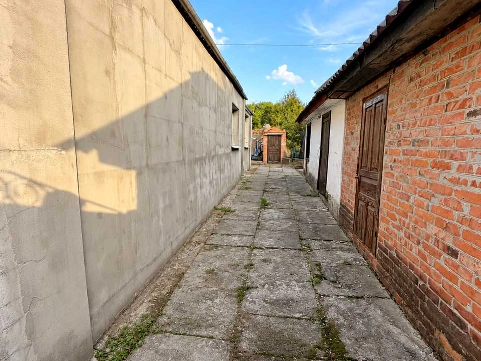 Будинок. Ромни