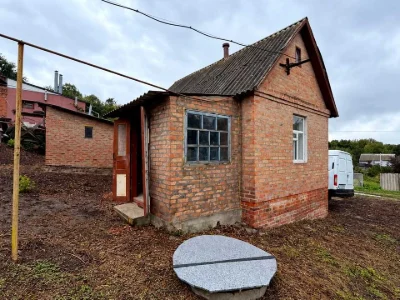 Будинок. Ромни, Партизанський Спуск
