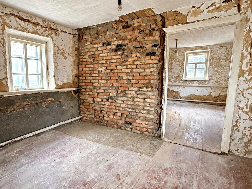Будинок. Ромни, Партизанський Спуск