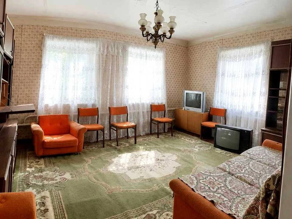 Будинок. Ромни