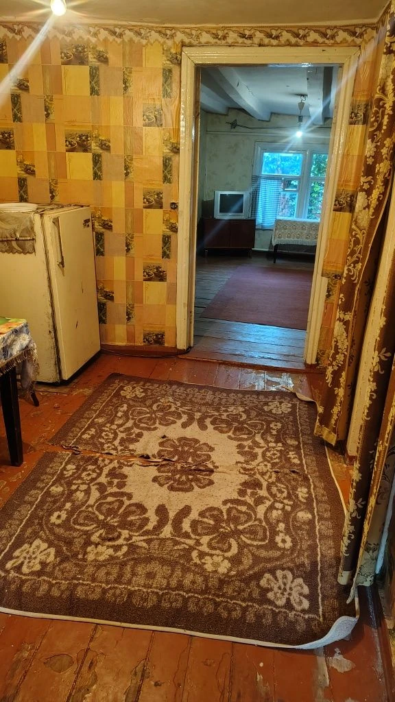продам частину будинку
