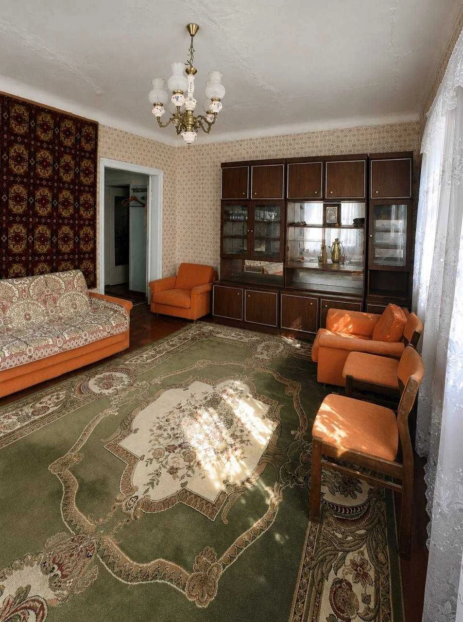 Продам будинок із гаражем у м. Ромни — 133,6 м²