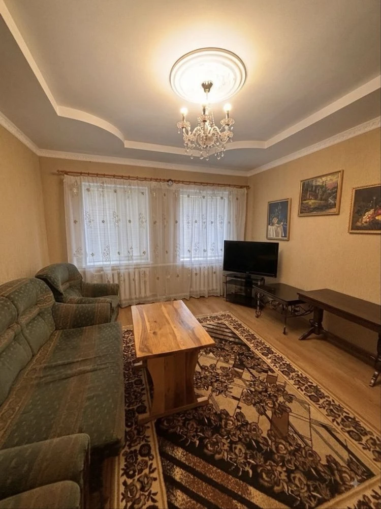 Будинок, який заробляє сам на себе: 110 м², сонячні панелі,