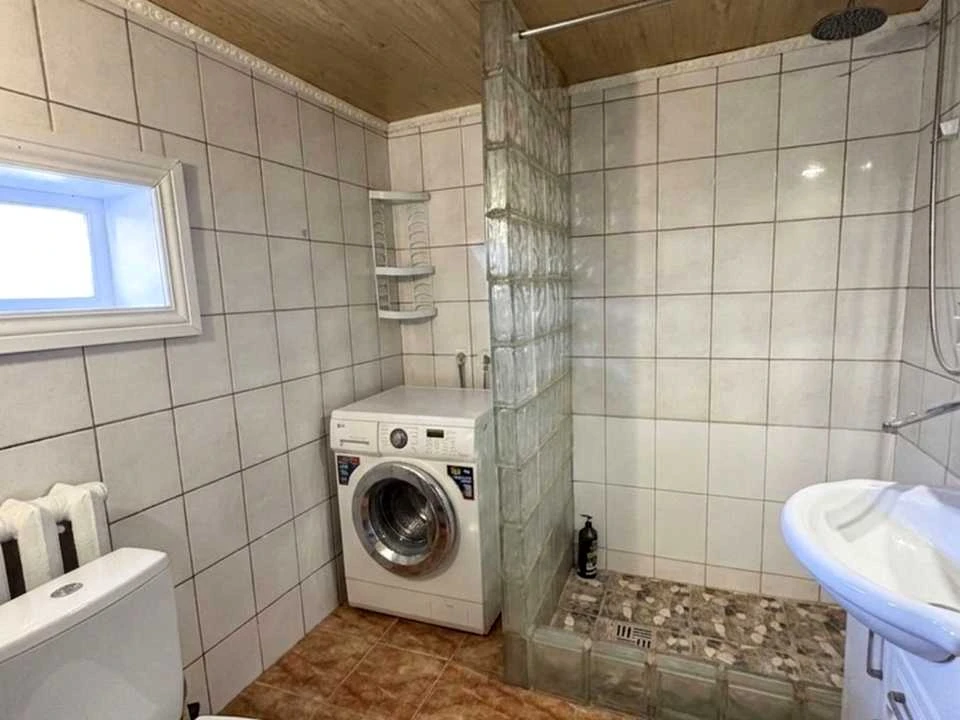 Будинок. Ромни, Ромни