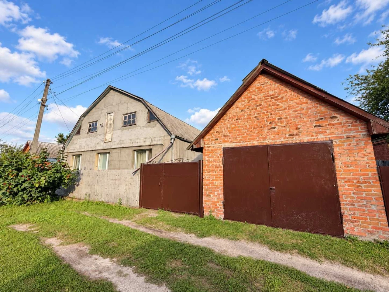 Продам будинок 150 м² із ділянкою 10 соток, Ромни, Процівка