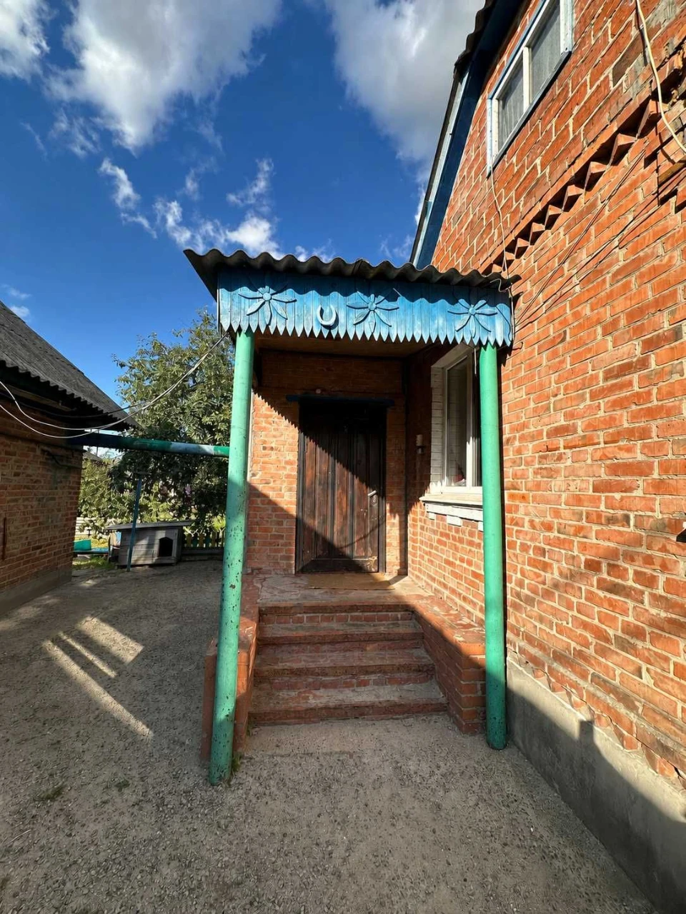 Продам будинок 58 м² із ділянкою та гаражем у Ромнах