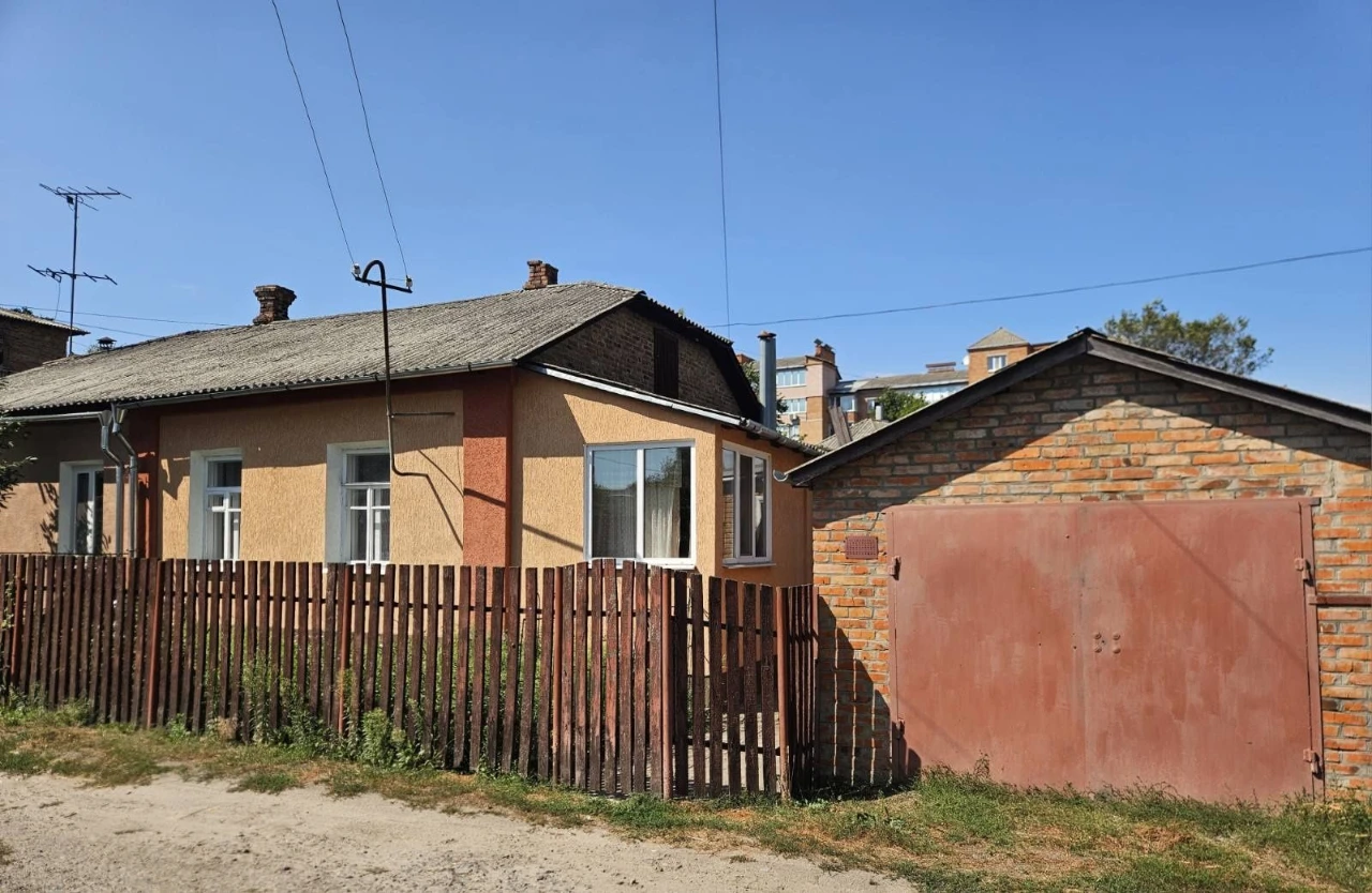 Продам будинок 60,8 м², 5,56 соток, вул Рятувальників 20/2,