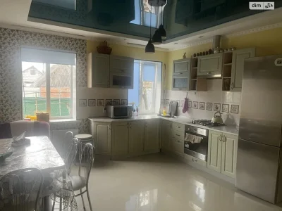 Продаж Дім