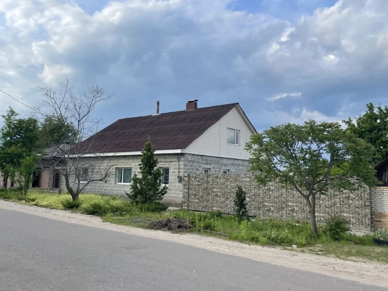 Продаж будинку / продажа дома в центрі міста