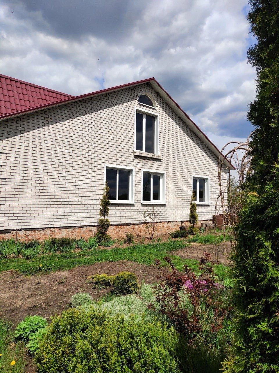 Продаж  будинку (від  власника )в м Шостка , Сумська  обл.