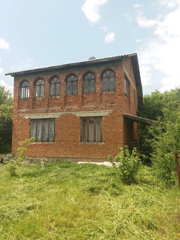 Продається дачний будинок