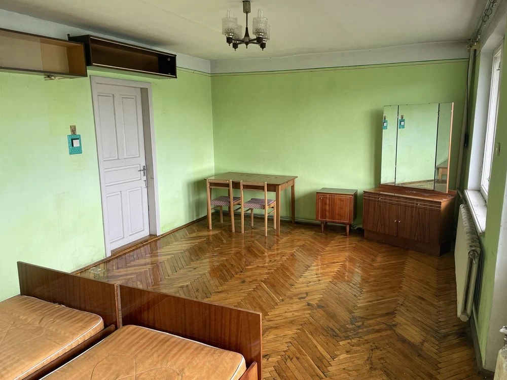 Продається житловий будинок в м. Заліщики