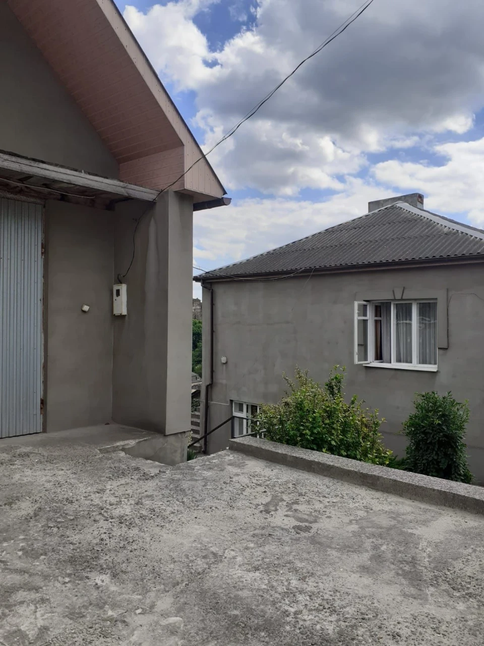 продам будинок м. Бучач біля садіку Сонечко