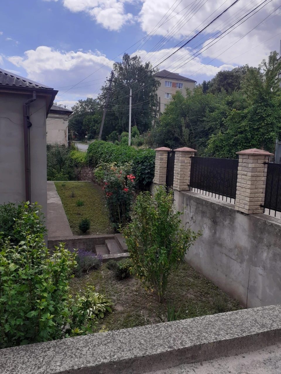 продам будинок м. Бучач біля садіку Сонечко