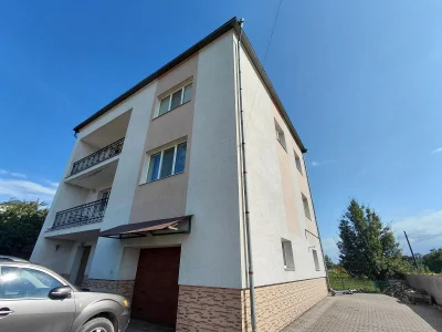 Продається чудовий будинок 290 м.кв у м. Збараж