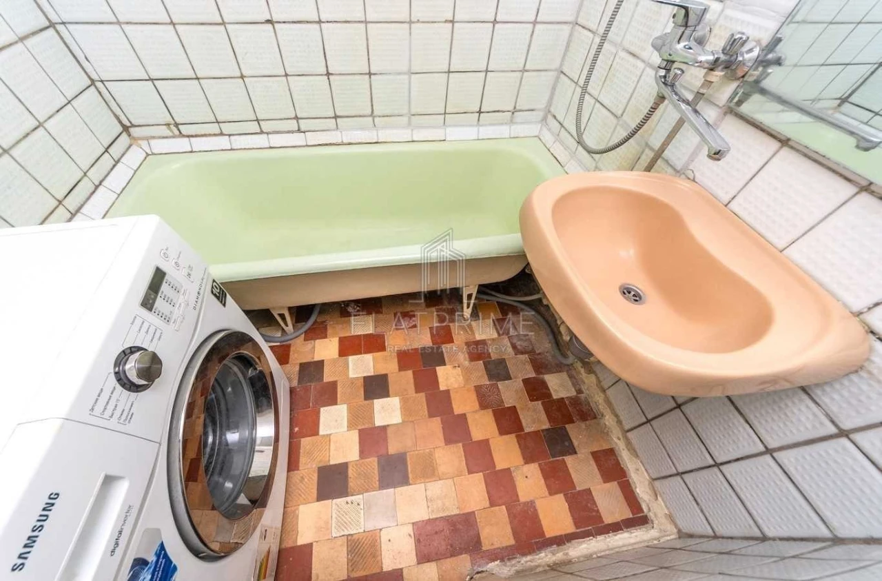 Sale of a 3-room apartment of 70 m², Ussuriyskaya Street, 6