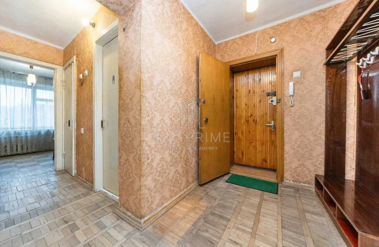 Sale of a 3-room apartment of 70 m², Ussuriyskaya Street, 6