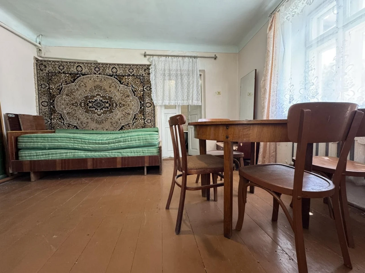 Продаж частини будинку
