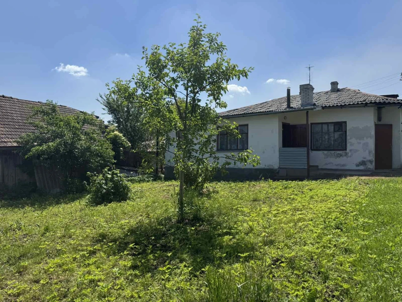 Продаж частини будинку