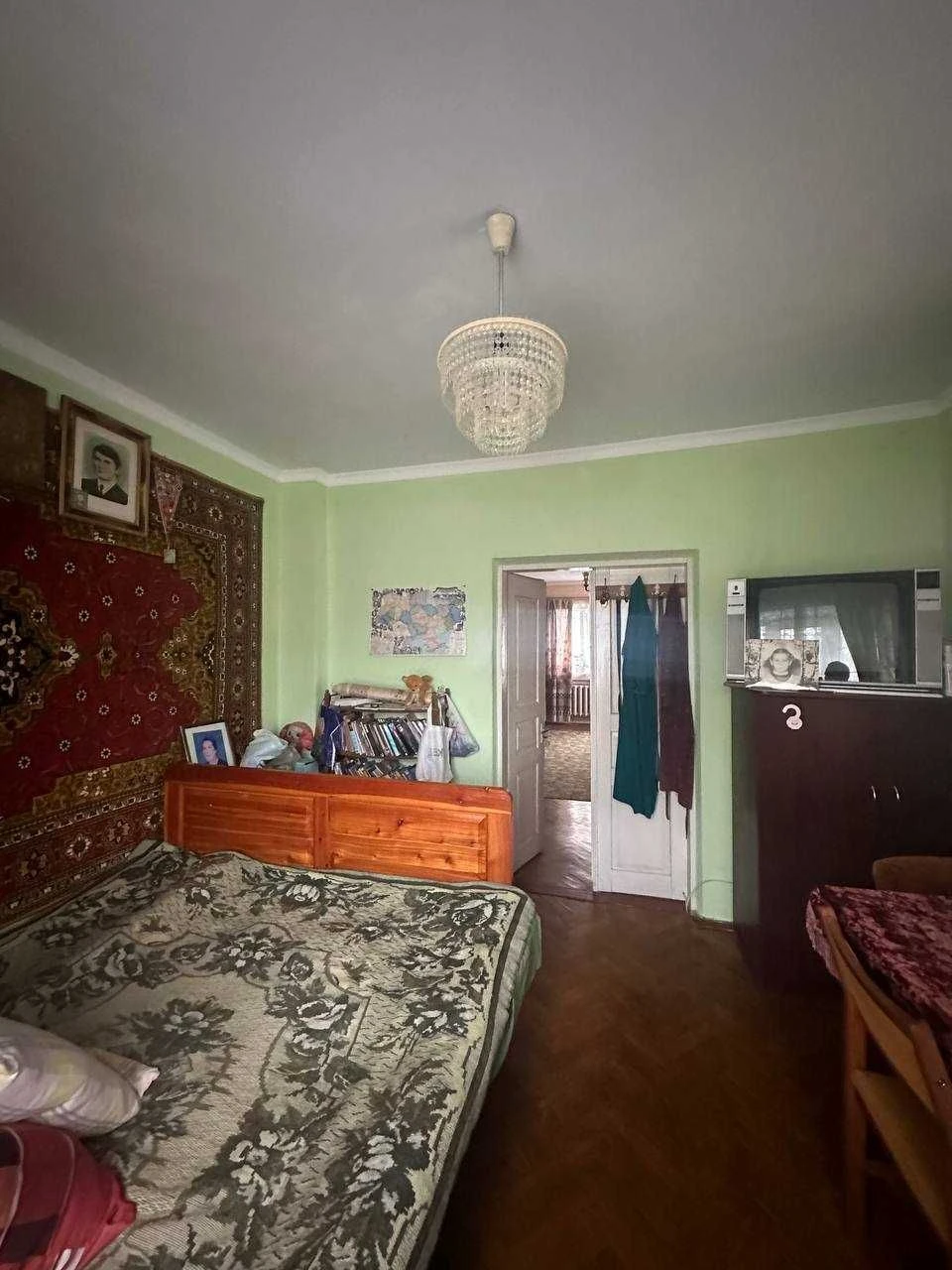 Власник.Продам будинок в центрі монастириська біля школи жил