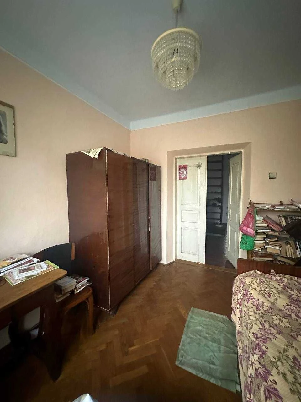 Власник.Продам будинок в центрі монастириська біля школи жил