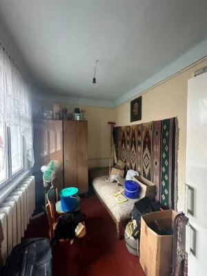 Власник.Продам будинок в центрі монастириська біля школи жил