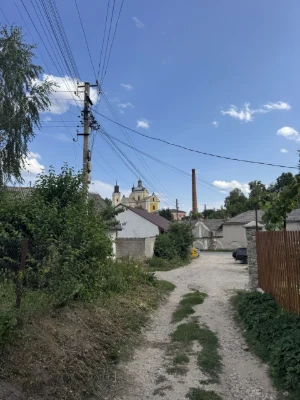 Частина будинку поруч з академією та коледжем , центр Кремен