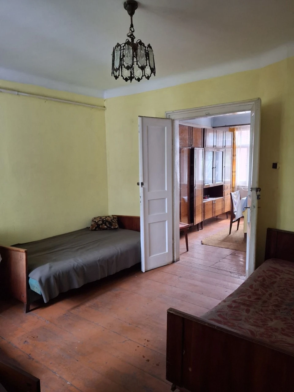 Продаж частини будинку 🏡 із земельною ділянкою м.Кре