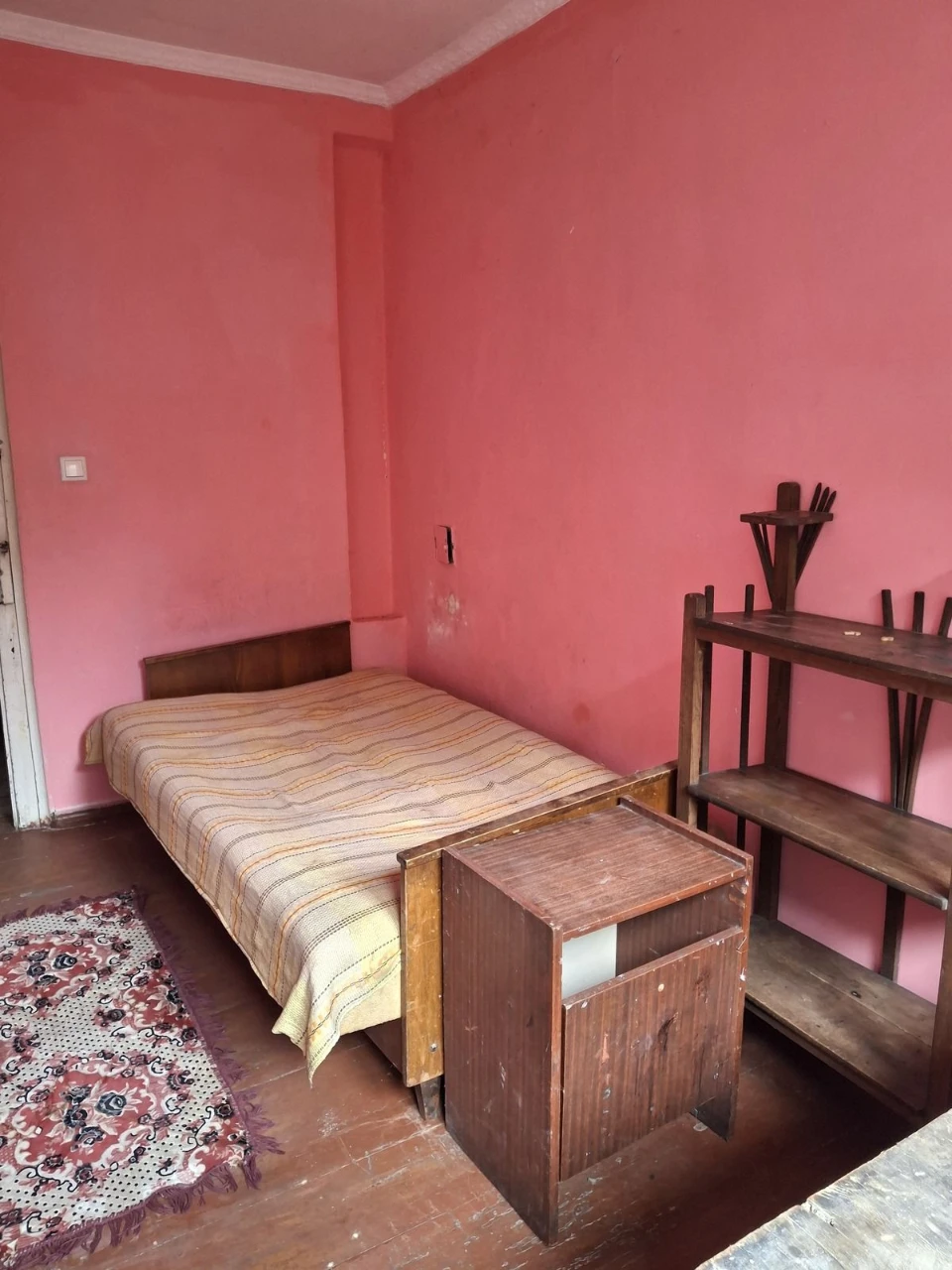 Продаж частини будинку 🏡 із земельною ділянкою м.Кре