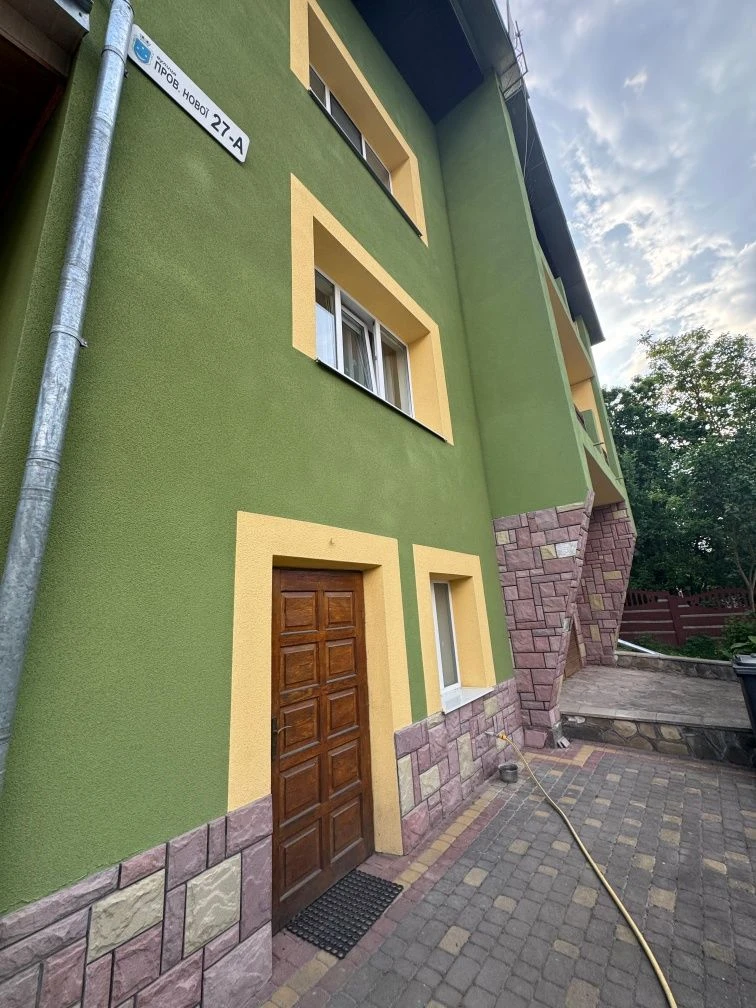 Продам будинок 230 м2