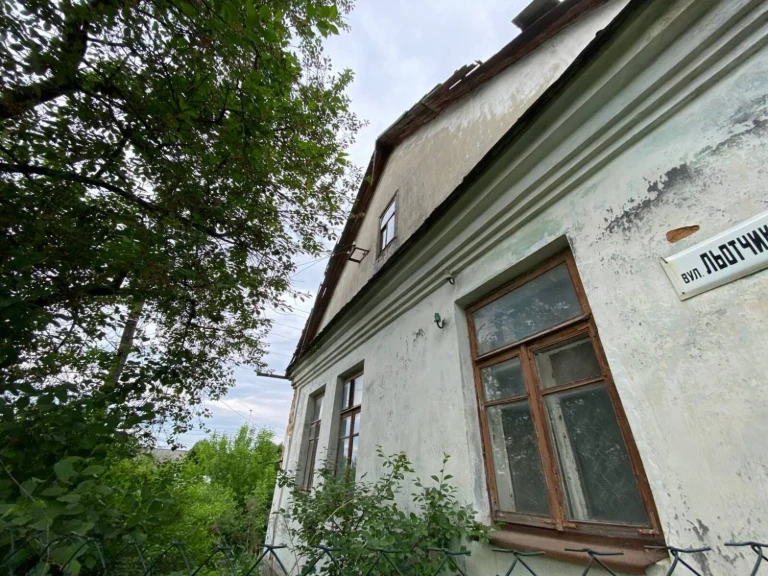 Частина будинку у м. Кременець