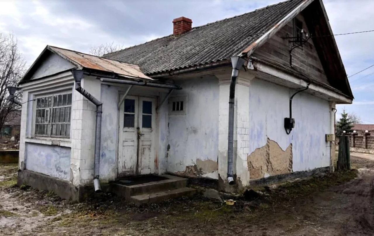 Продаж 1 поверхового будинку з гаражем і ділянкою, 50 кв. м,
