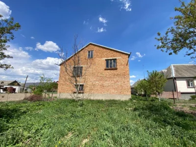 Продаж 2 пов. будинку, м. Кременець