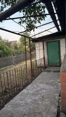 Продам будинок у м. Балаклія , без аренди