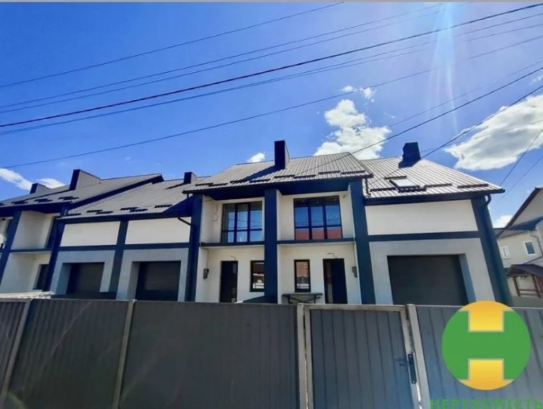 Продається 2-поверховий новозбудований котедж. Чортків