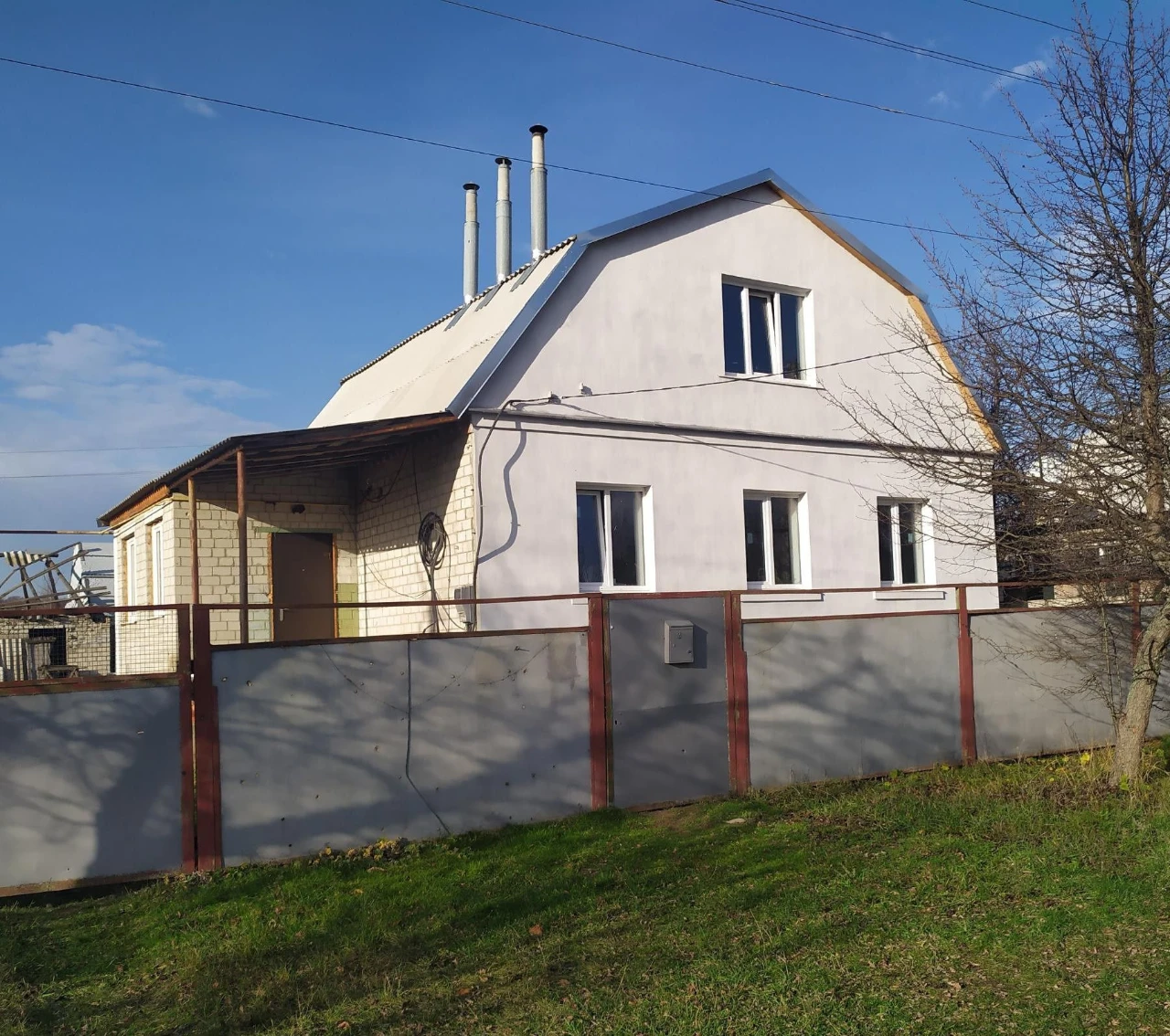 Продам 2-поверховий будинок 120 м² у м. Балаклія з ремонтом,