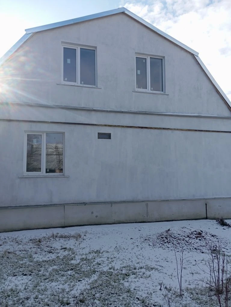 Продам 2-поверховий будинок 120 м² у м. Балаклія з ремонтом,