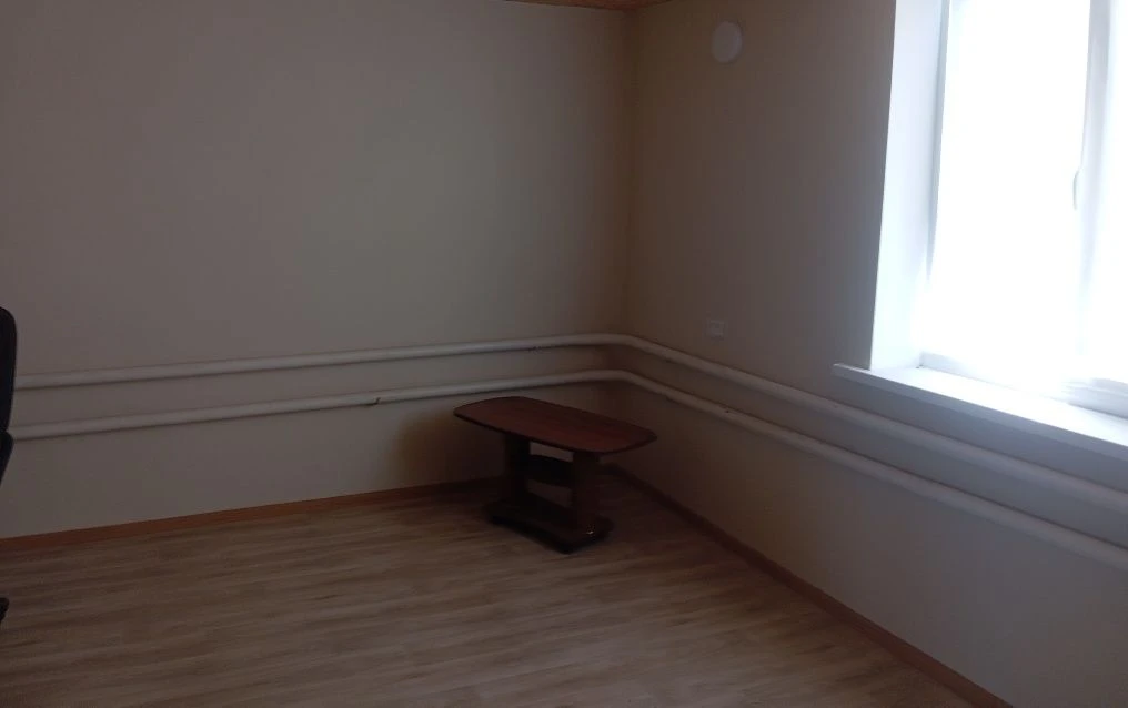 Продам 2-поверховий будинок 120 м² у м. Балаклія з ремонтом,