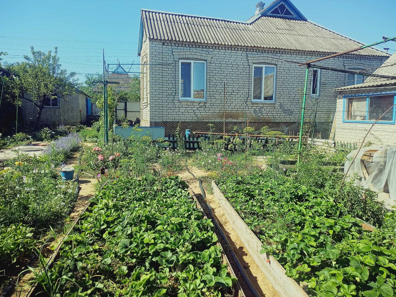Продам дом в городе Барвенково, Харьковская область. В аренд