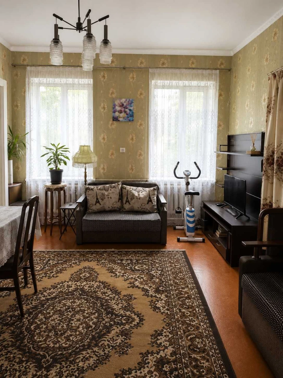 Продам дом в городе Барвенково, Харьковская область. В аренд
