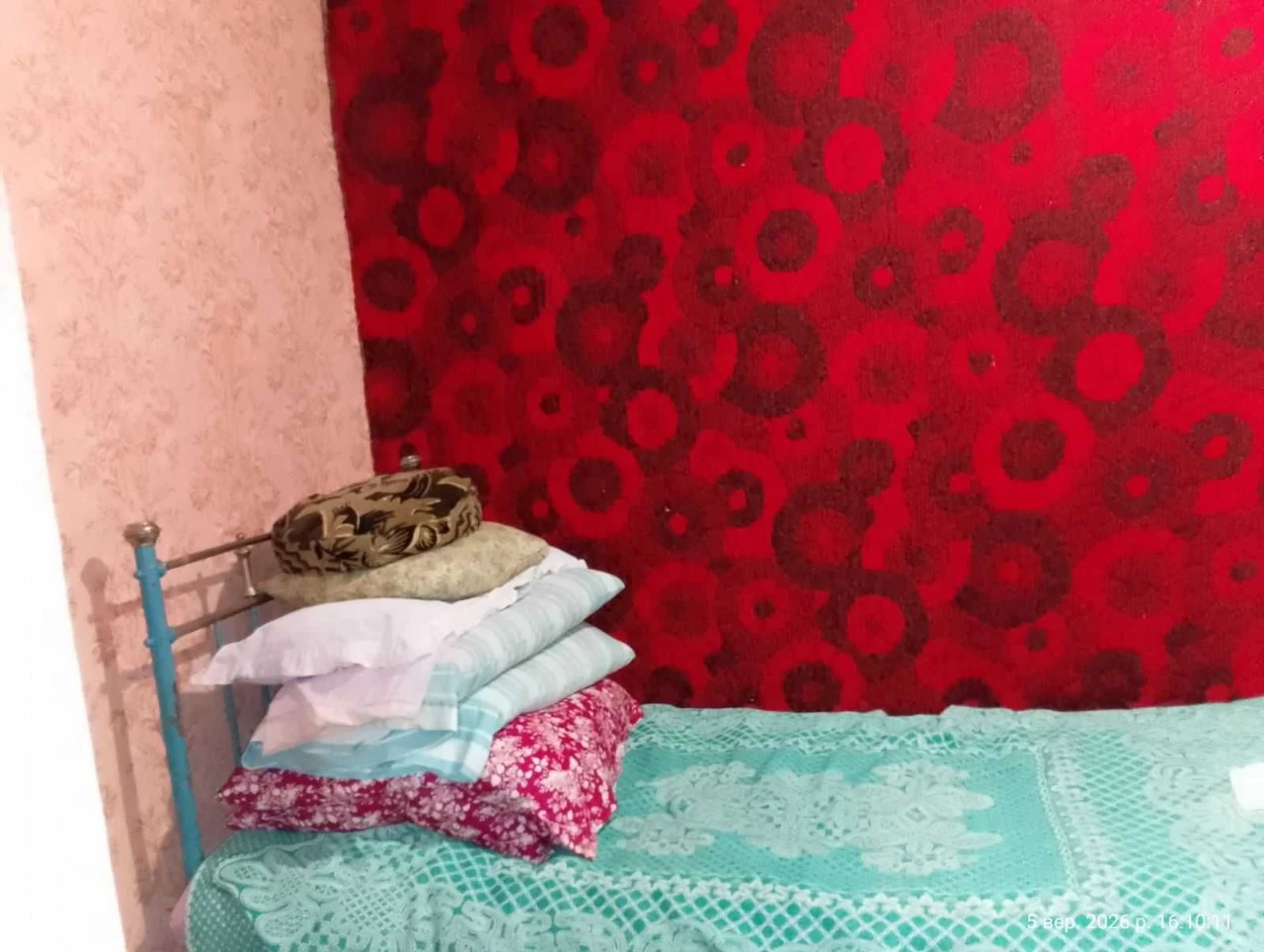 ПРОДАЮ Будинок м Балаклія 53м2,- 4 кімнати , с\у сумісний.НЕ
