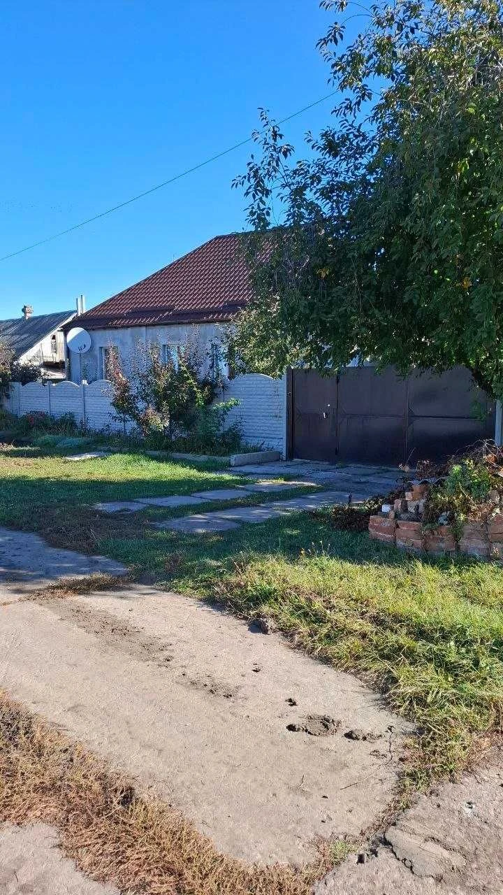 Продам дом в Богодуховском районе,Максимовка