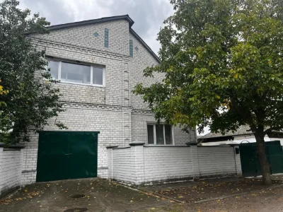 Продаж будинку в Балаклії (Лагері)