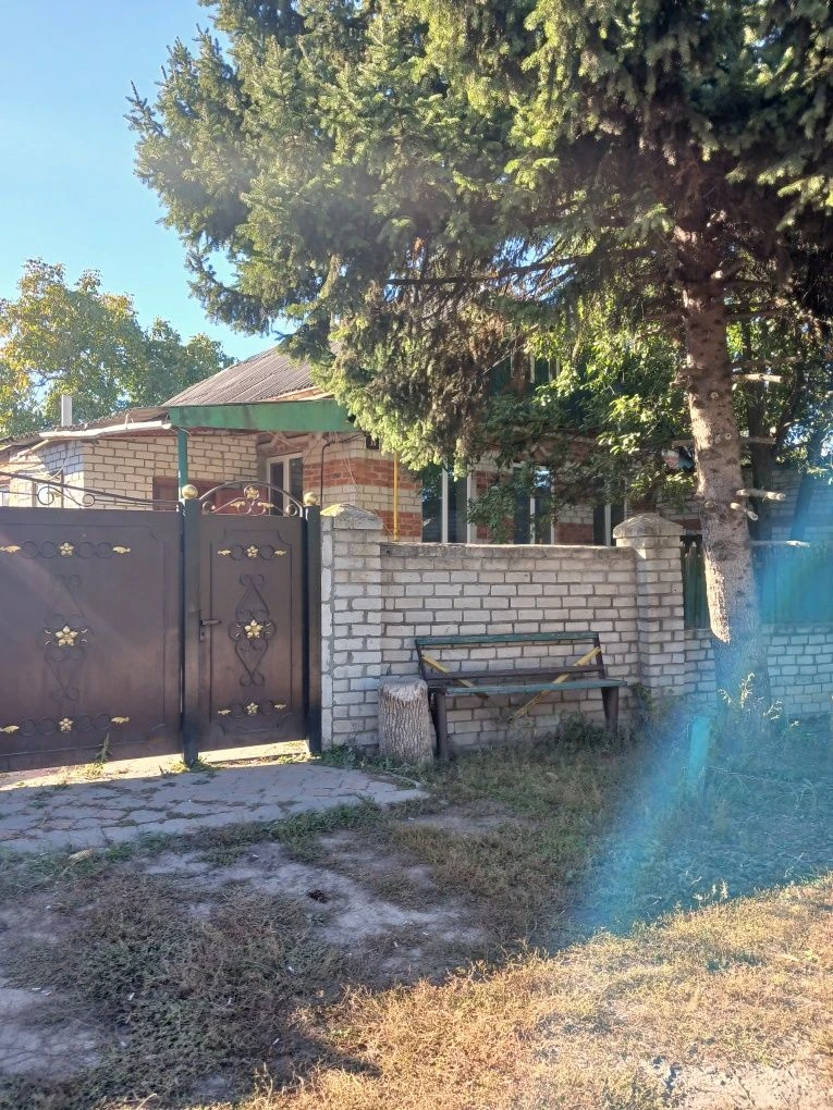 Продам будинок в селищі Ков'яги.